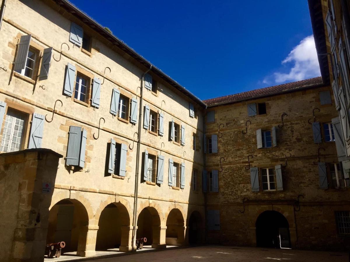 Jasmin 1 Jeanne D Albret Apartment Navarrenx Exterior foto